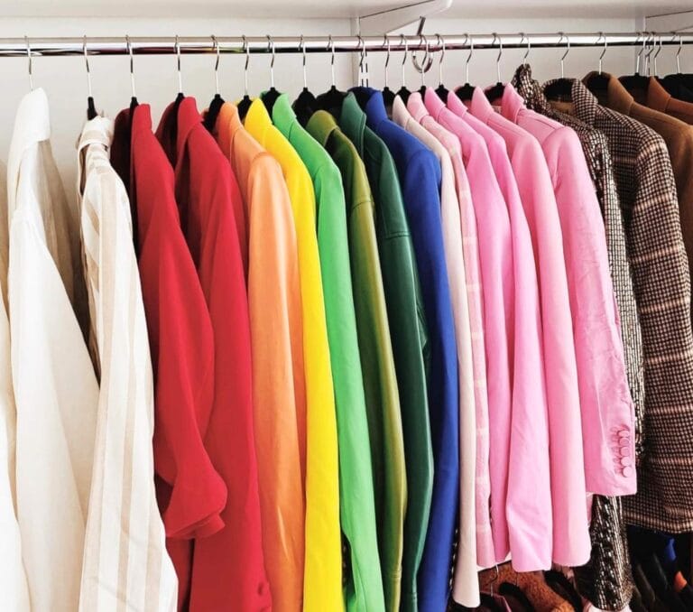 Rainbow closet organization